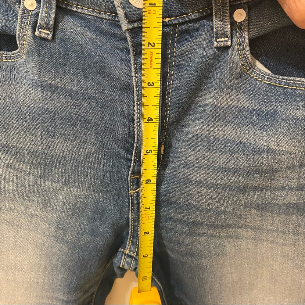 Levi's Denizen Classic Faded Blue Denim Jeggings Mid-Rise Size 11/30 - Picture 6 of 8